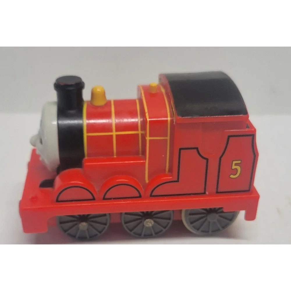Tomy Thomas & Friends James the Red Engine No. 5 pull back‎ Motorized Train 2004